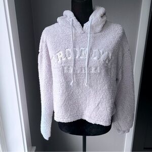 NWT Grayson Threads plush cropped hoodie size medium